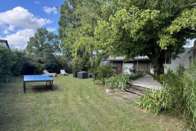 Holiday Home With Indoor Pool, Le Porge Exteriör bild