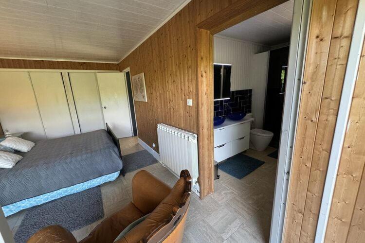 Holiday Home With Indoor Pool, Le Porge Exteriör bild
