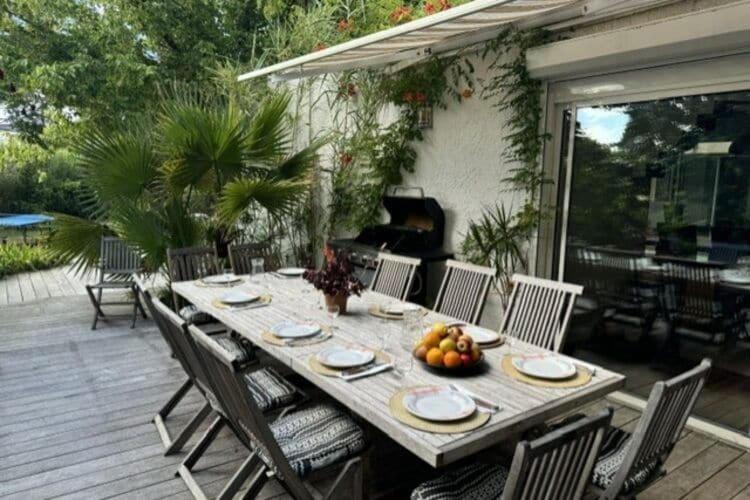 Holiday Home With Indoor Pool, Le Porge Exteriör bild